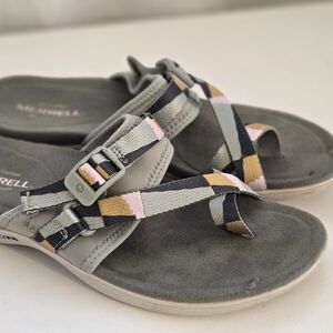 Merrell Women's Gray and Pink Sandals